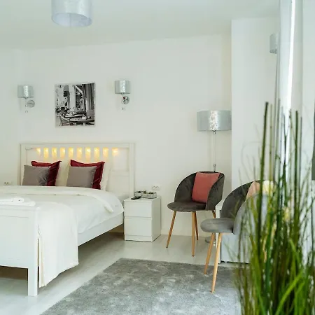 Old Town Bright By Bca Appartement Boekarest
