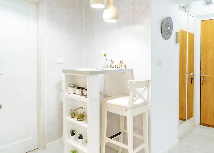 Old Town Bright By Bca