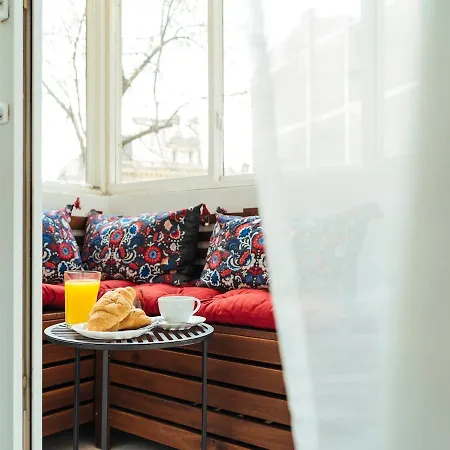 Old Town Bright By Bca