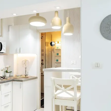 Old Town Bright By Bca * Bukareszt