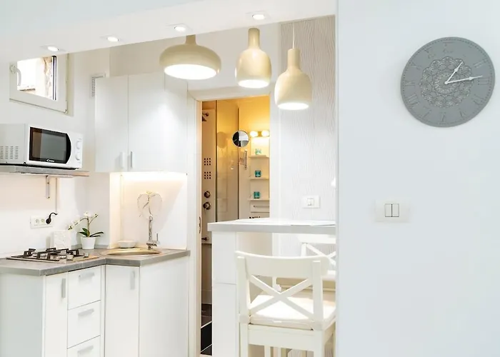 Old Town Bright By Bca * Bucureşti